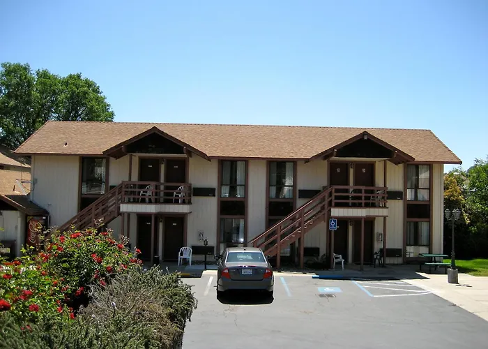 Jamestown Railtown Motel